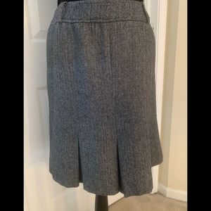 Dress Barn Black Herringbone Skirt, Sz. 8